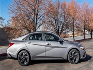 2025 Hyundai Elantra limited