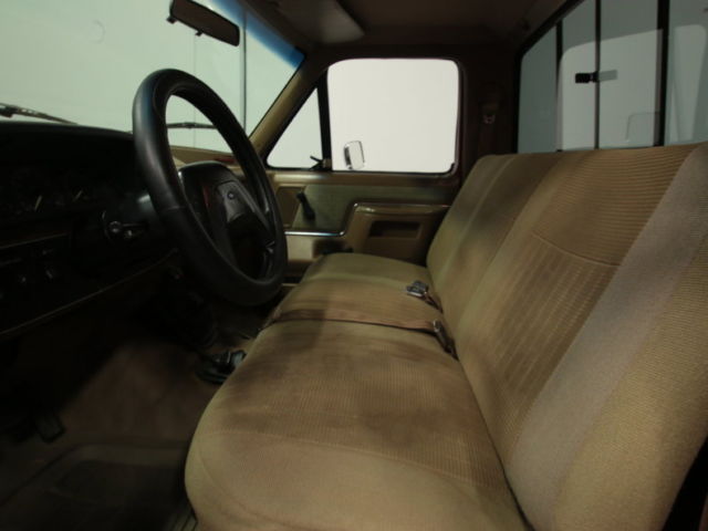 superclean f-150 4x4, nicely restored, lifted, rebuilt 5.0l v8, 4-speed, cold ac