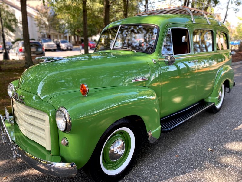 1952 gmc suburban