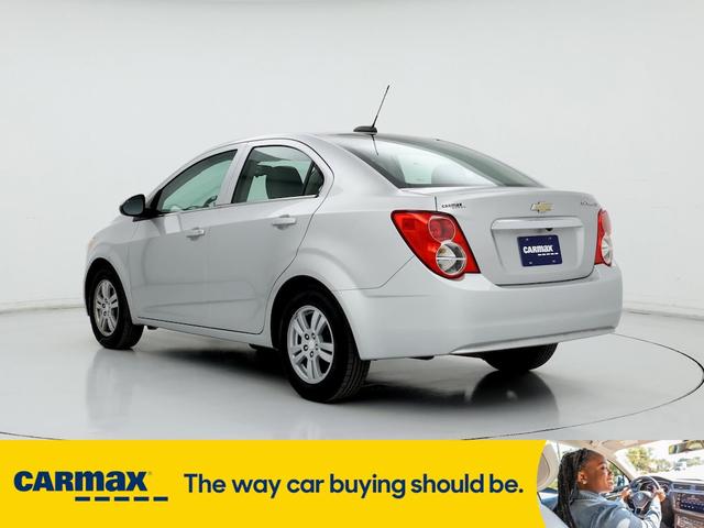 2016 chevrolet sonic lt
