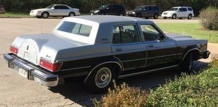 1980 lincoln versailles
