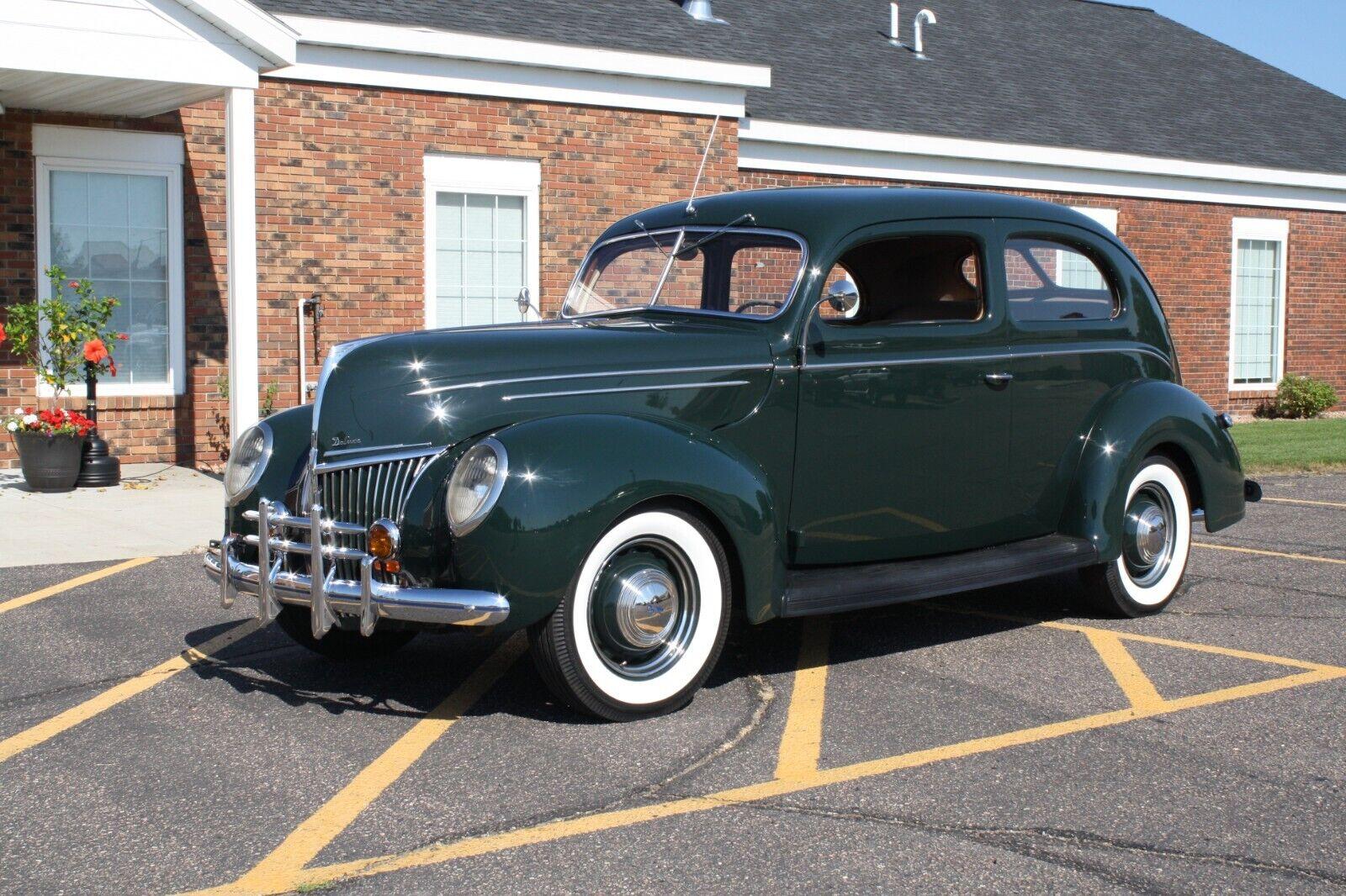 1939 ford deluxe sedan v8 manual