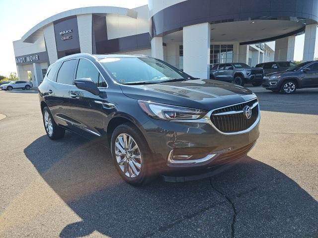 2021 buick enclave essence