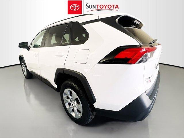 2019 toyota rav4 le