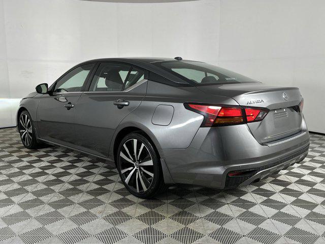 2021 nissan altima sr fwd