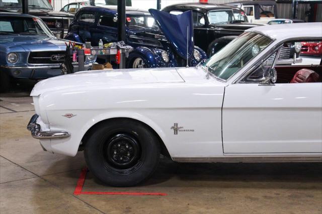 1966 ford mustang base