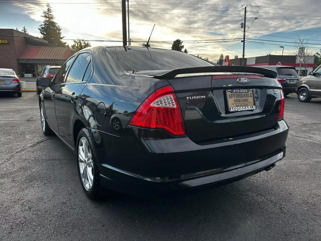 2012 ford fusion se