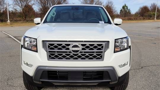 2024 Nissan Navara (Frontier) sv