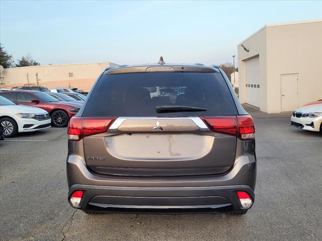 2018 mitsubishi outlander le