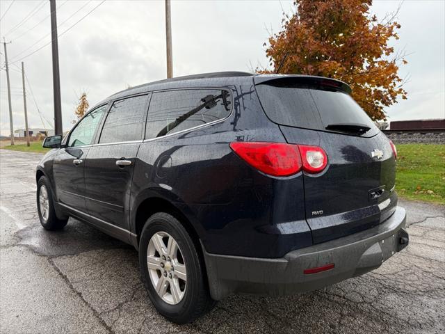 2011 chevrolet traverse lt