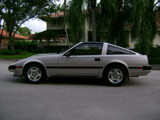 1985 nissan 300zx turbo - 3000 orig. miles - brand new car - 100% showroom