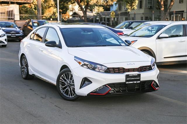 2023 kia forte gt-line