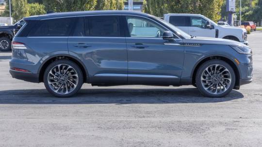 2025 Lincoln Aviator
