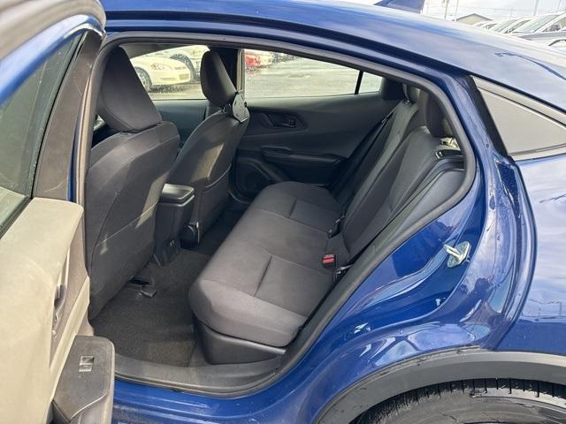 2023 toyota prius le