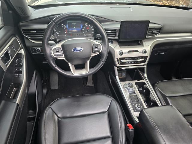 2021 ford explorer xlt