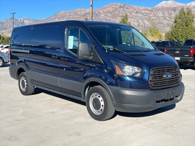 2015 ford transit-150 base