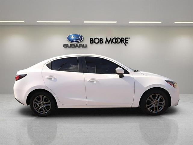 2019 toyota yaris sedan l