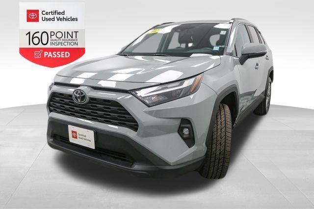 2022 toyota rav4 xle premium