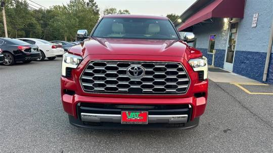 2023 toyota sequoia sr5