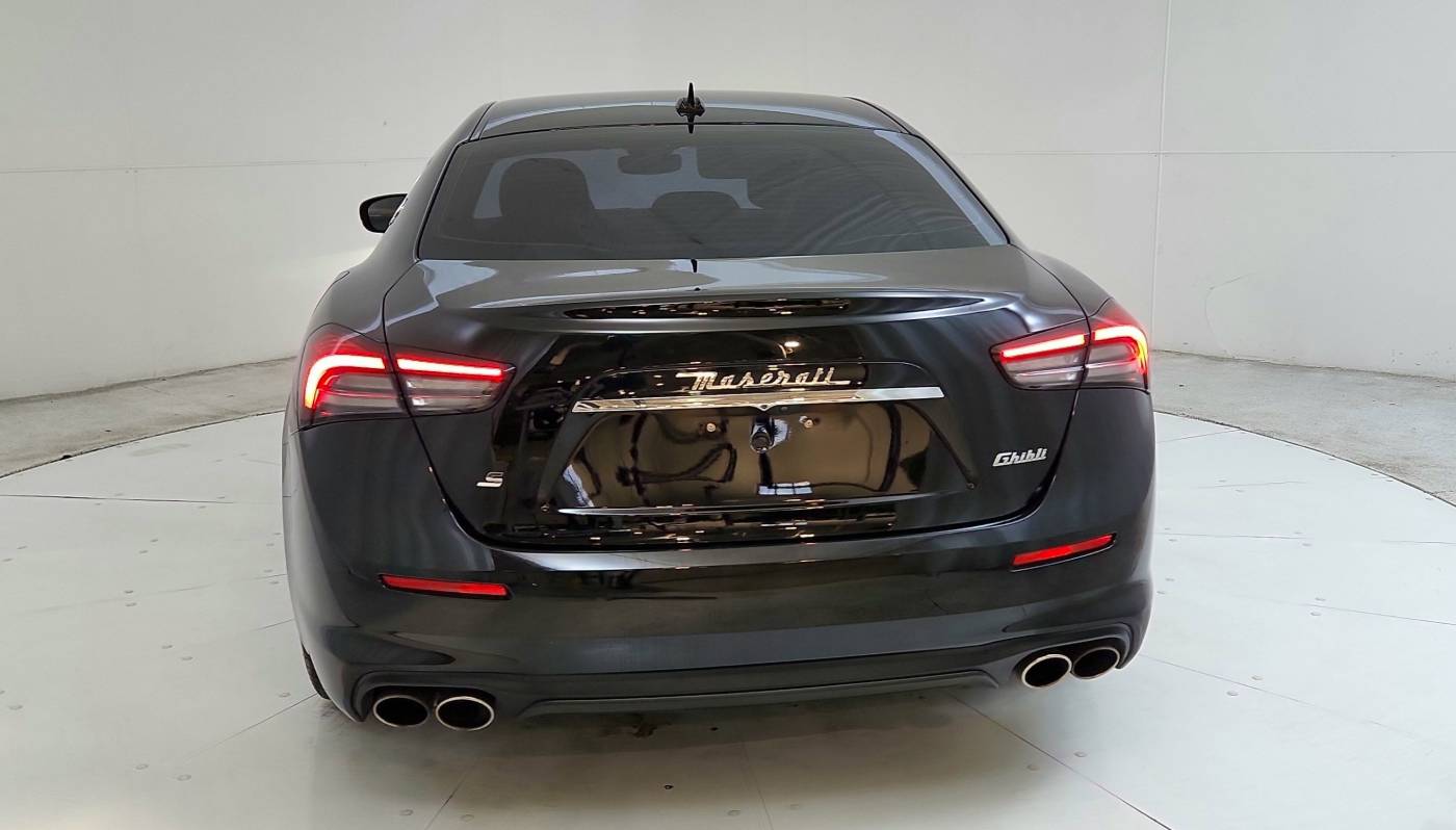 2021 maserati ghibli s