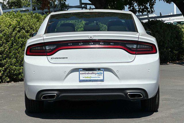 2022 dodge charger sxt