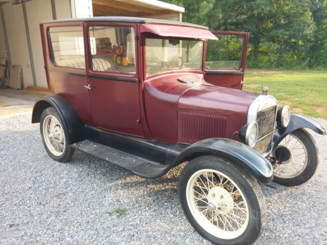 1927 model t 2door sedan