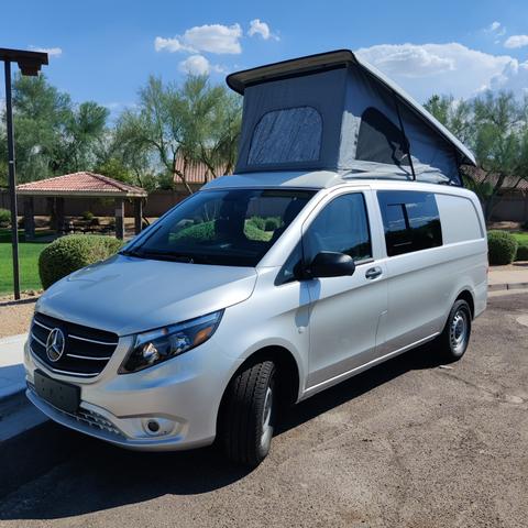 2023 mercedes-benz metris standard roof