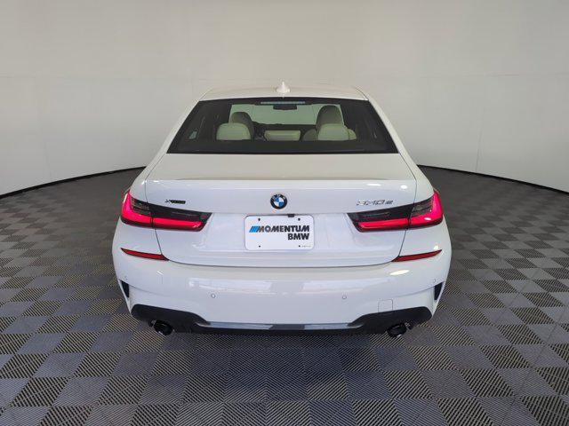 2021 bmw 330e base