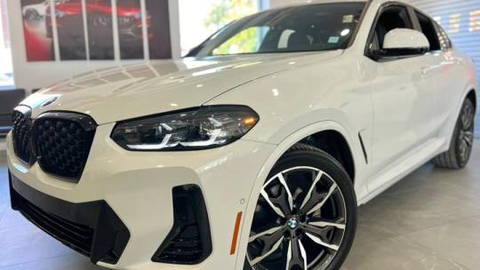 2023 BMW X4