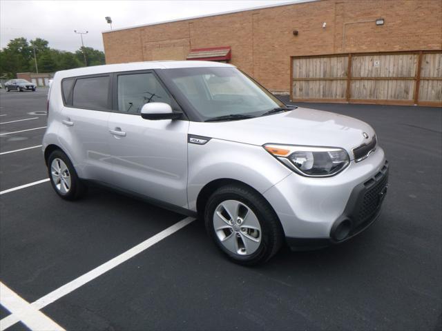 2016 kia soul base