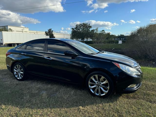2013 hyundai sonata se