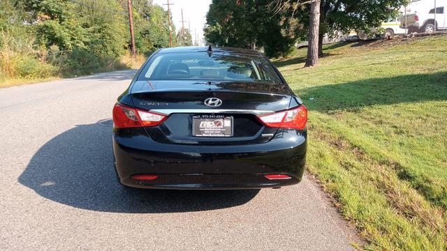 2011 hyundai sonata limited