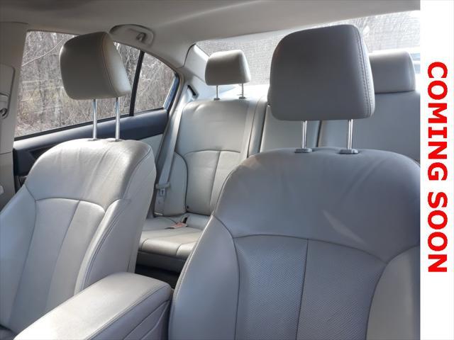 2013 subaru legacy limited