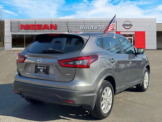 2021 nissan rogue sport s