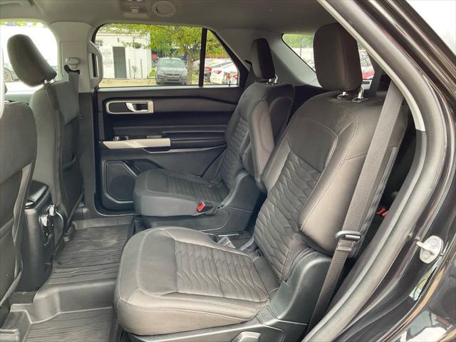 2021 ford explorer xlt