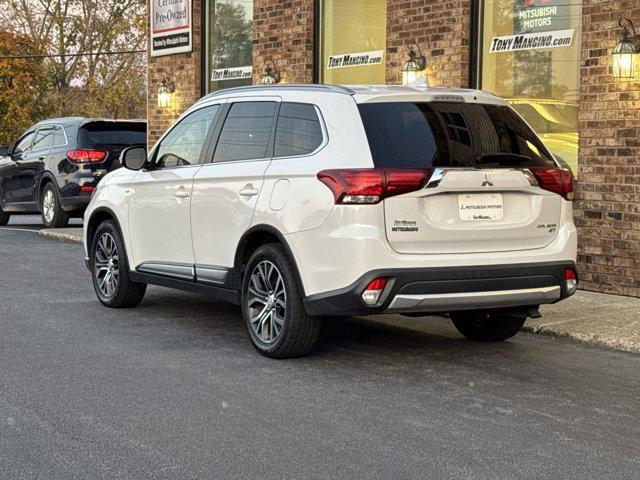 2017 mitsubishi outlander gt