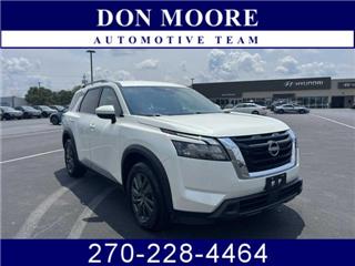 2023 Nissan Pathfinder sv