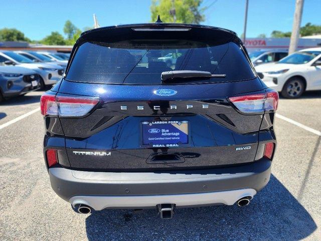 2021 ford escape titanium