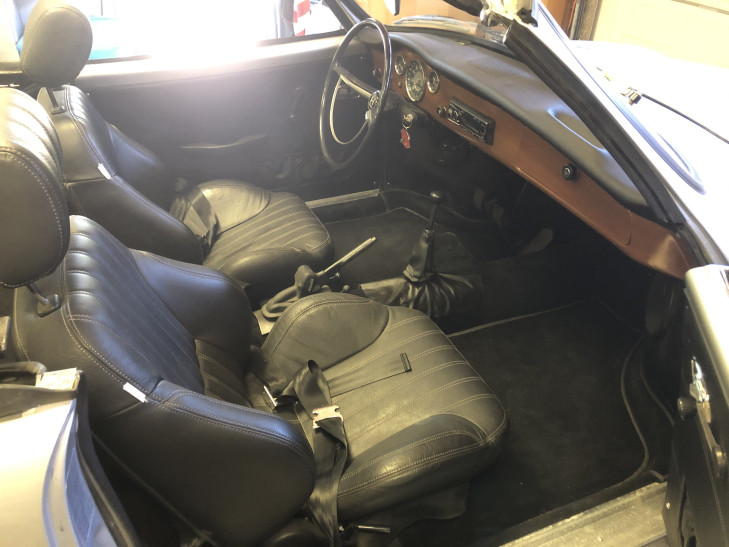 volkswagen karmann-ghia