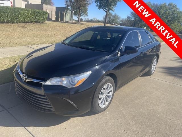 2017 toyota camry le