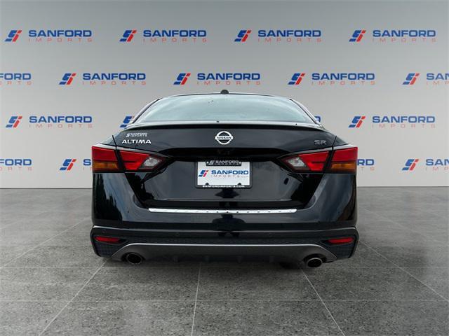 2021 nissan altima sr fwd