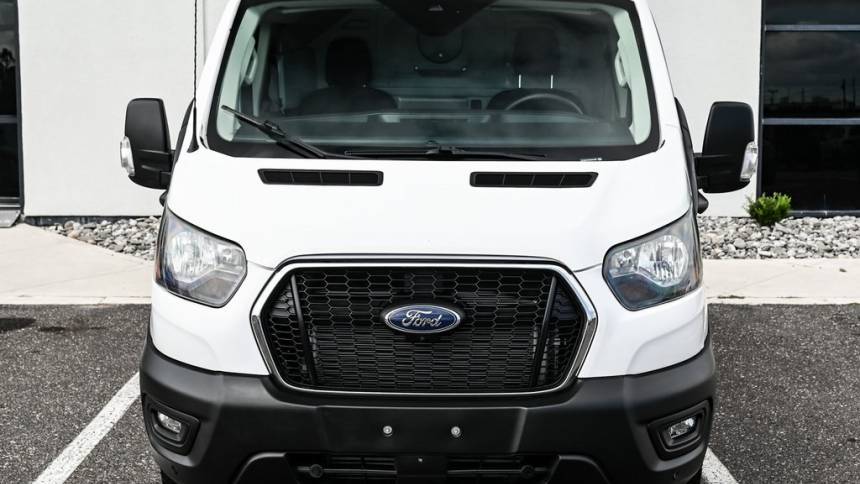 2022 ford transit 250