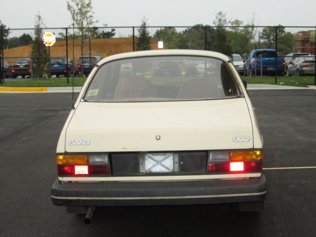 1983 saab 900