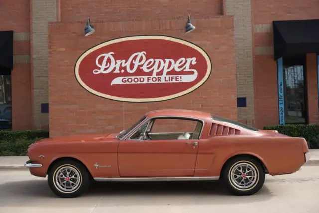 1966 ford mustang fastback 2+2 with fold-down seat / emberglo