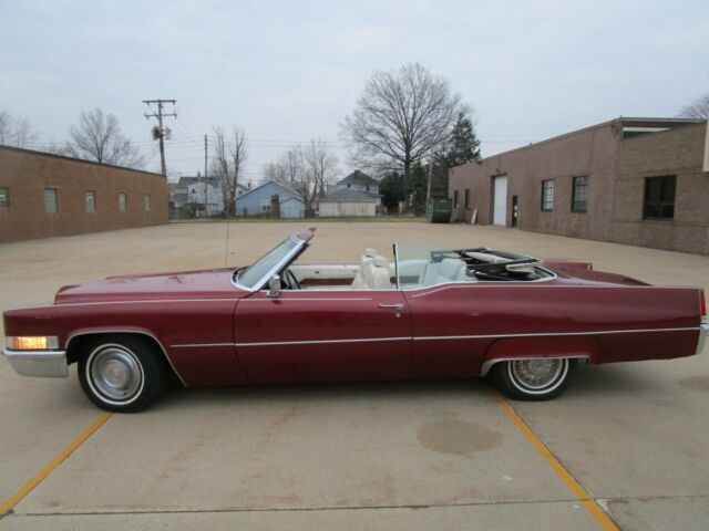 1969 cadillac coupe deville convertible - white leather interior - runs great!!!