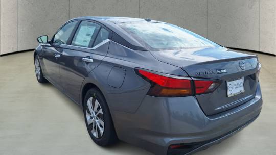 2025 Nissan Altima s