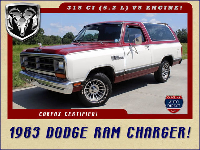 bucket seats w/ console-am/fm stereo-ac-cruise-rear spoiler-automatic trans!