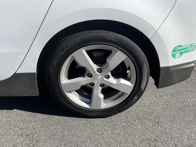 2013 chevrolet volt base