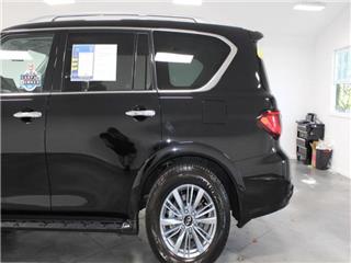 2023 Infiniti QX80 luxe