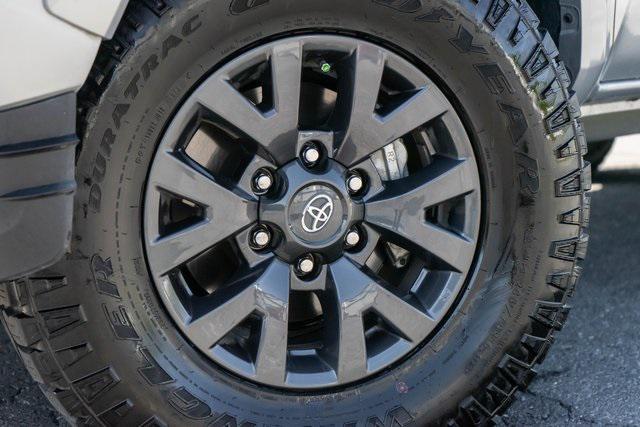 2023 toyota tacoma sr5